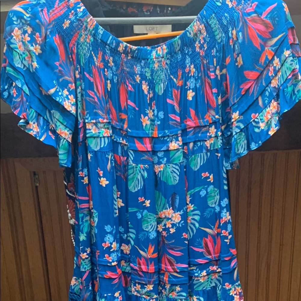 Blue Floral - Picture 2 of 3